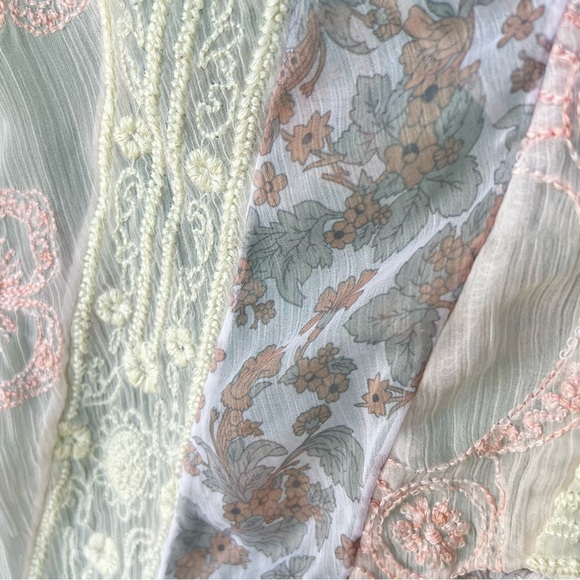 FREE PEOPLE X REVOLVE Bloomfield Patched SHEER EMBROIDERED Top SIZE LARGE EUC - Picture 3 of 12
